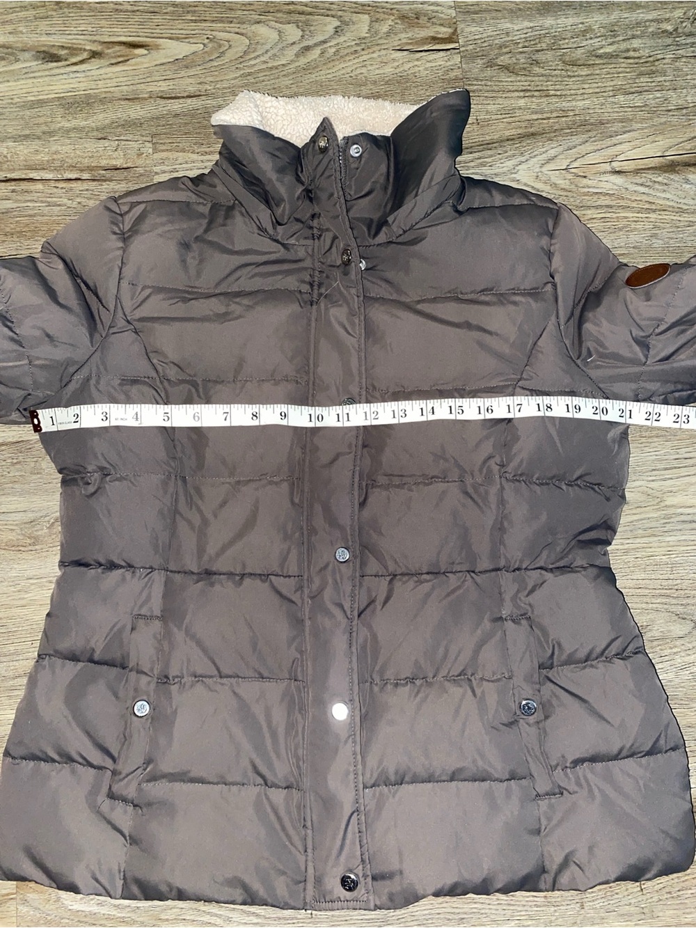 Lauren Ralph Lauren Taupe Puffer Jacket with Cream Sherpa Collar - Picture 4 of 8